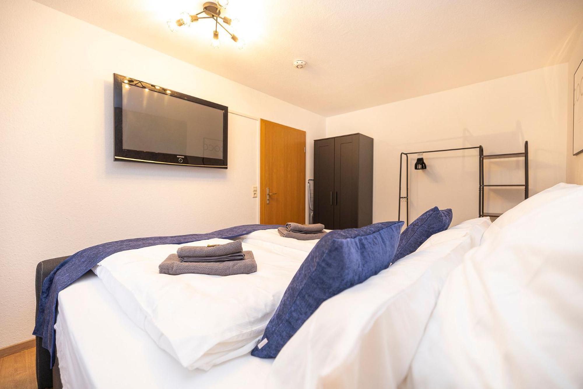Luxx Home Bc, Zentral - Fuer 4 Personen - Balkon - Parken - Voll Ausgestattete Kueche Biberach an der Riss Luaran gambar